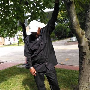 Meet your Posher, Lonnie